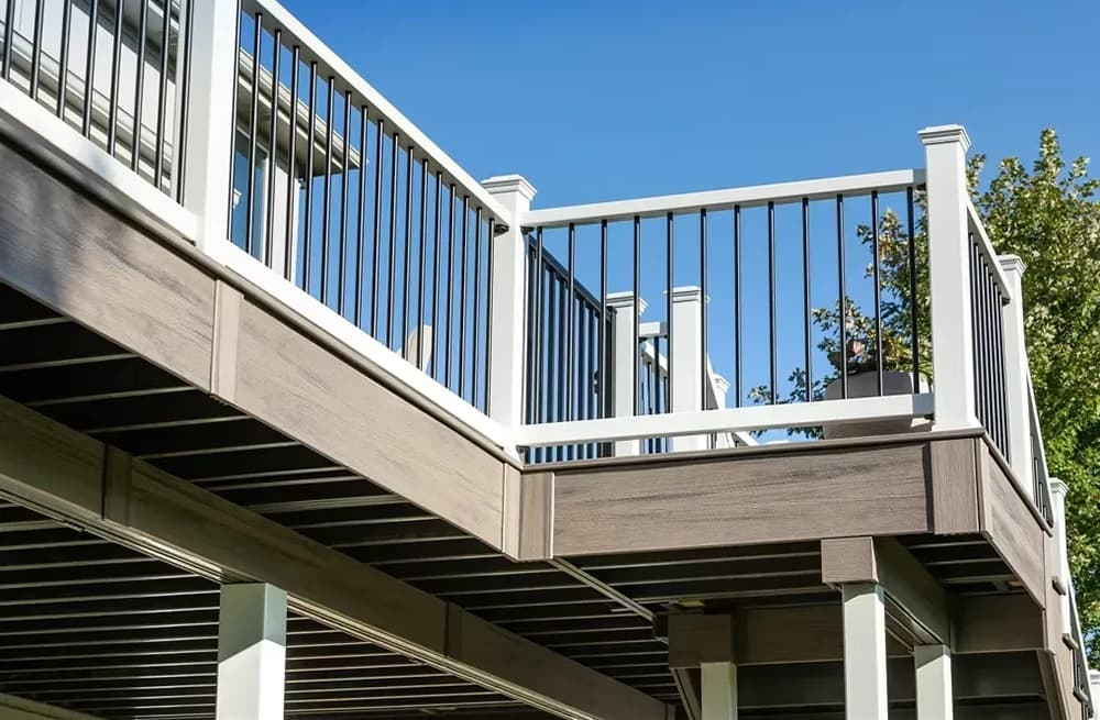 Premium deck railing options for style and safety