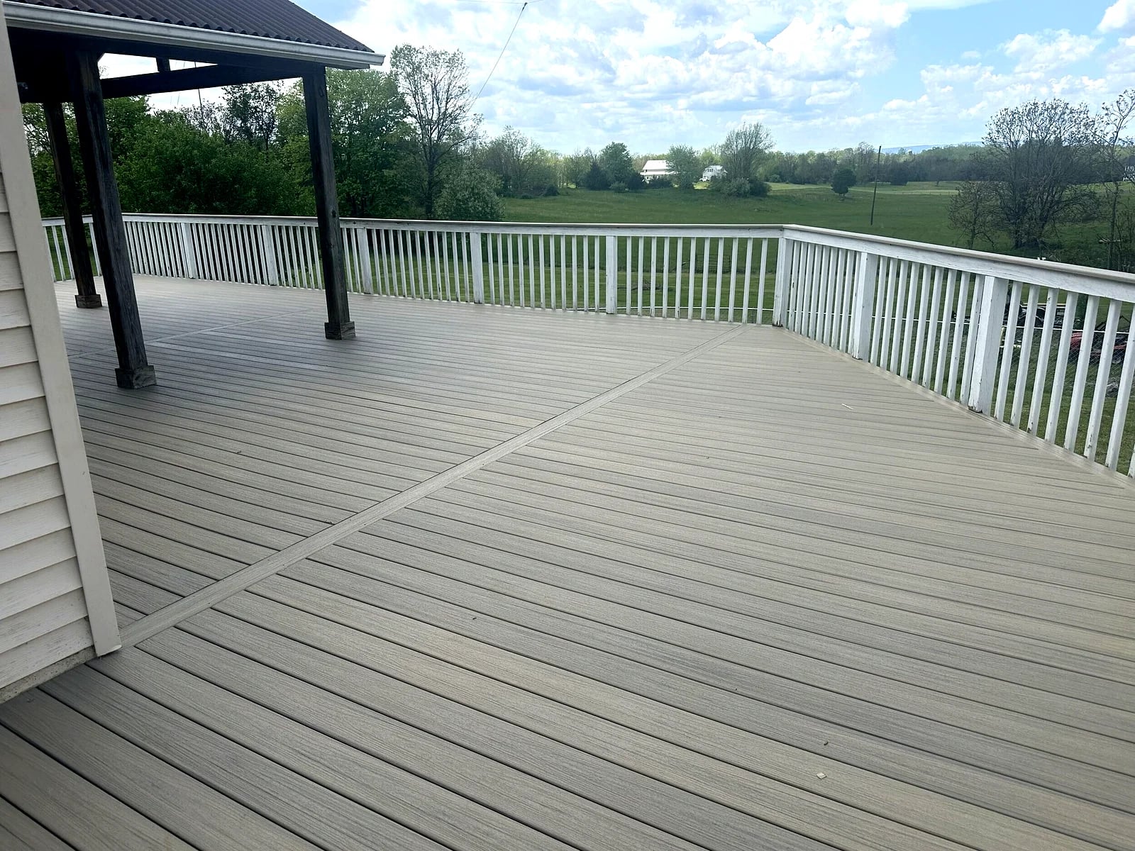 About Stoneridge Outdoor Living