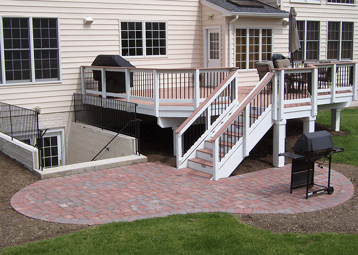 Premium outdoor living space by Stoneridge Outdoor Living