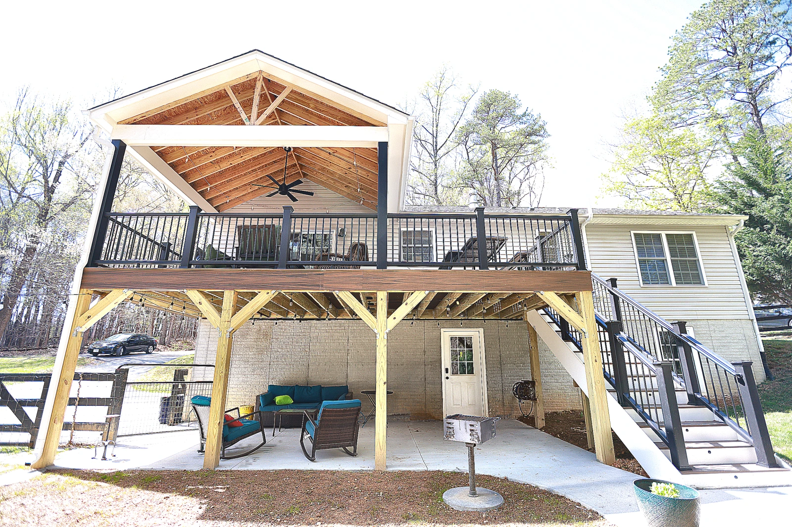 Premium outdoor living space by Stoneridge Outdoor Living